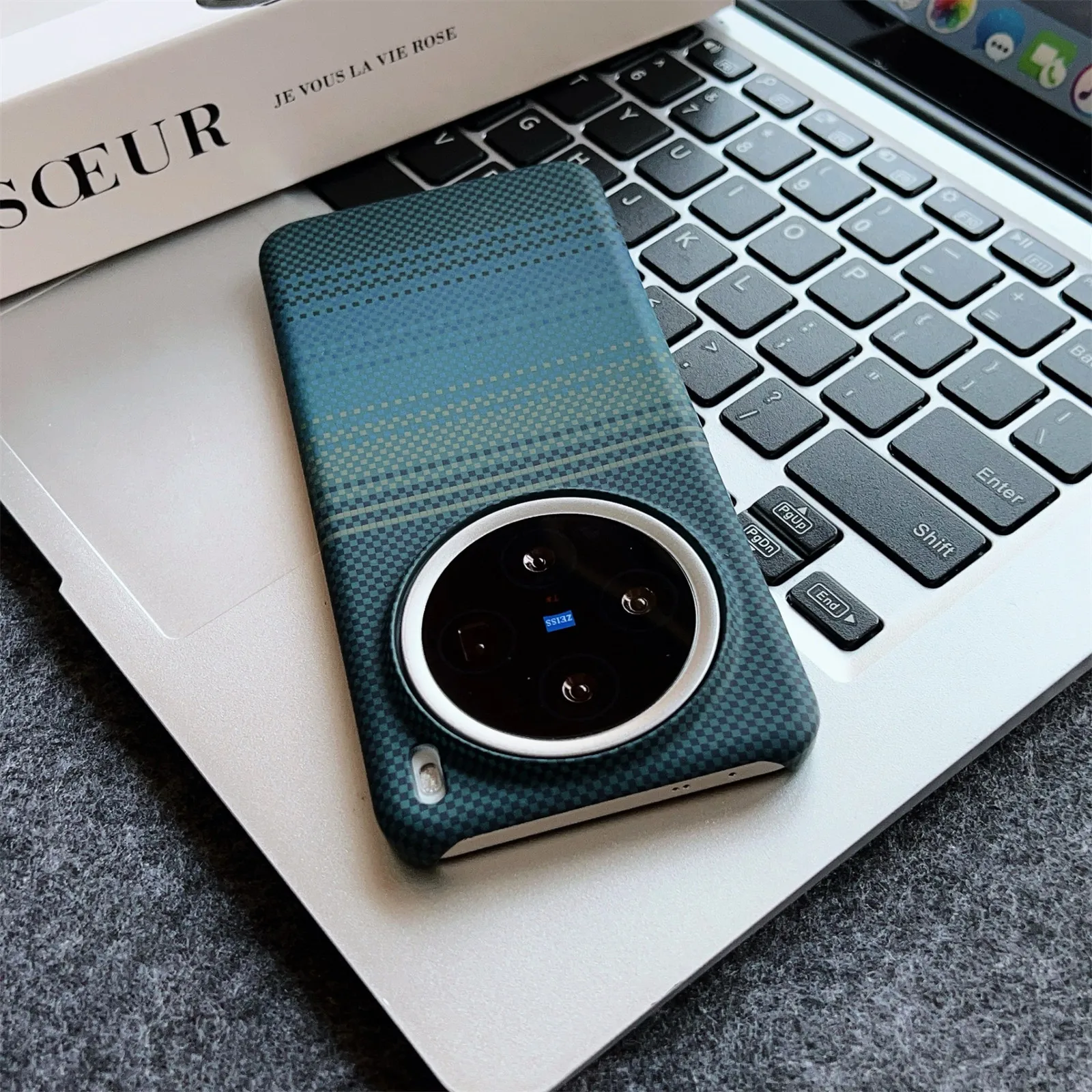 Funda de fibra de carbono Kevl - Vivo X200 reseña y precio